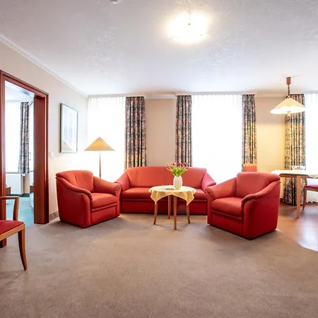 2 Raum Grosser Balkon Apartment