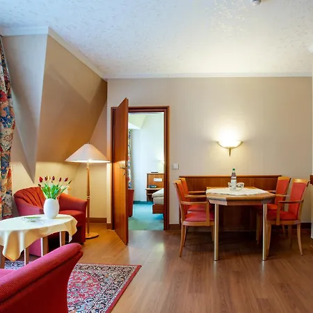 2 Raum Grosser Balkon Apartment